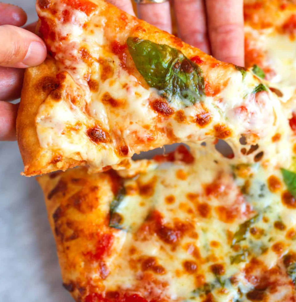 Pixle Place @Clazroom Neo Damansara Wednesday: 8'' Pizza - Chicken Pepperoni & Cheese